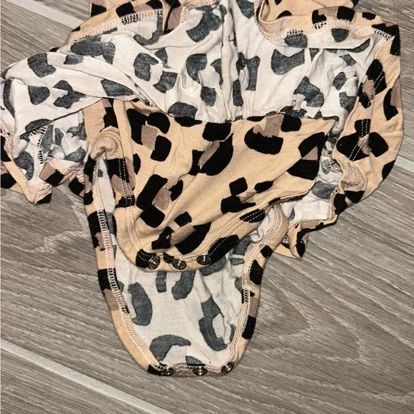 Posh Peanut size 6-12 months - Picture 2 of 3